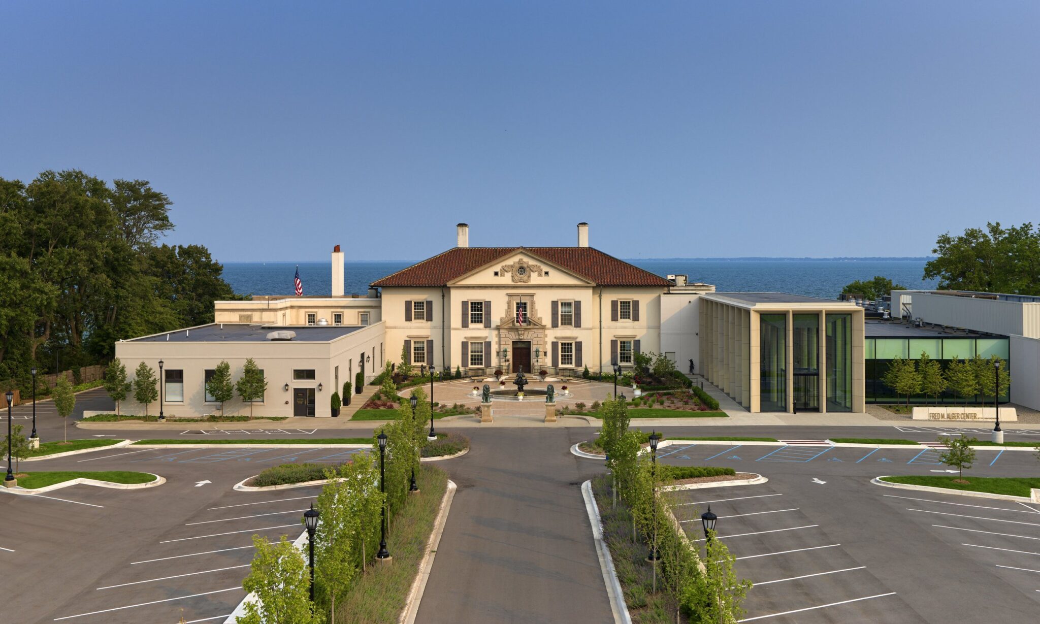 Community members coming together in support of veterans near Grosse Ile.